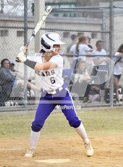 Thumbnail 3 in Montgomery vs Waller (Brenham Tournament) photogallery.