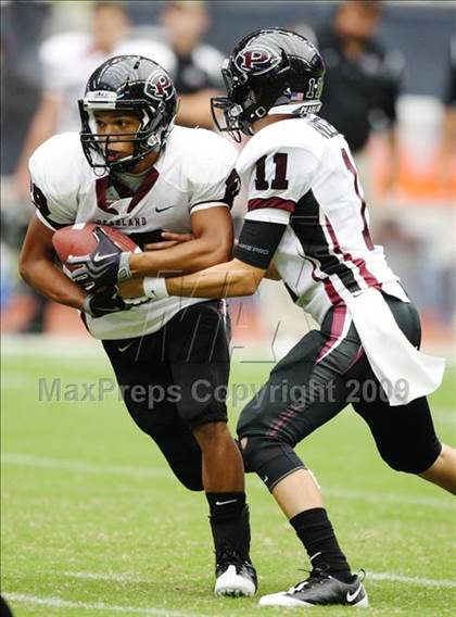 Thumbnail 2 in Pearland @ Kingwood (High School Football Kick Off Classic) photogallery.