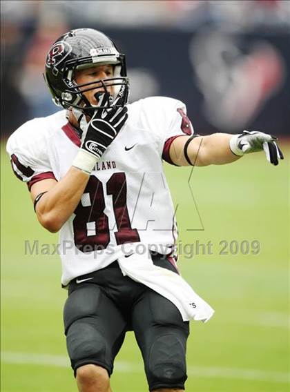 Thumbnail 1 in Pearland @ Kingwood (High School Football Kick Off Classic) photogallery.