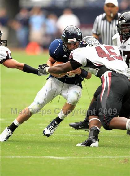 Thumbnail 2 in Pearland @ Kingwood (High School Football Kick Off Classic) photogallery.