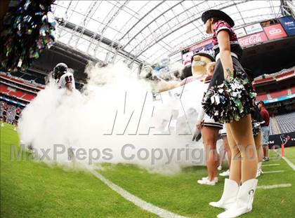 Thumbnail 3 in Pearland @ Kingwood (High School Football Kick Off Classic) photogallery.