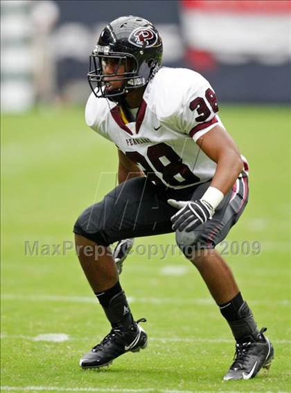 Thumbnail 3 in Pearland @ Kingwood (High School Football Kick Off Classic) photogallery.