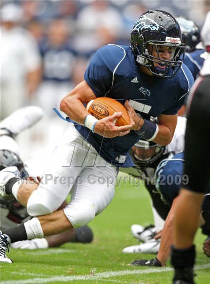 Thumbnail 2 in Pearland @ Kingwood (High School Football Kick Off Classic) photogallery.