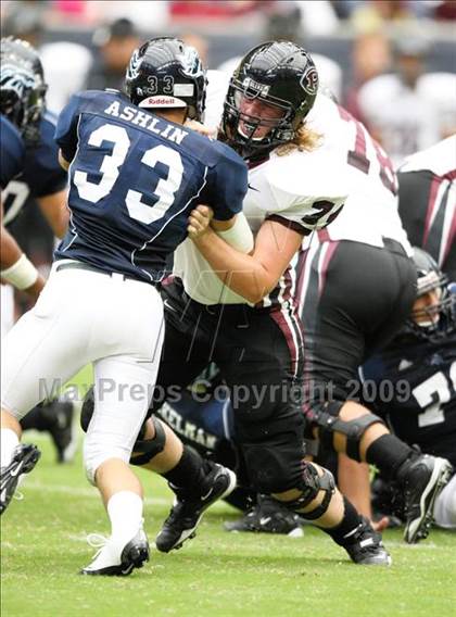 Thumbnail 2 in Pearland @ Kingwood (High School Football Kick Off Classic) photogallery.