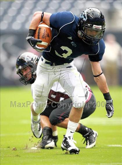 Thumbnail 3 in Pearland @ Kingwood (High School Football Kick Off Classic) photogallery.