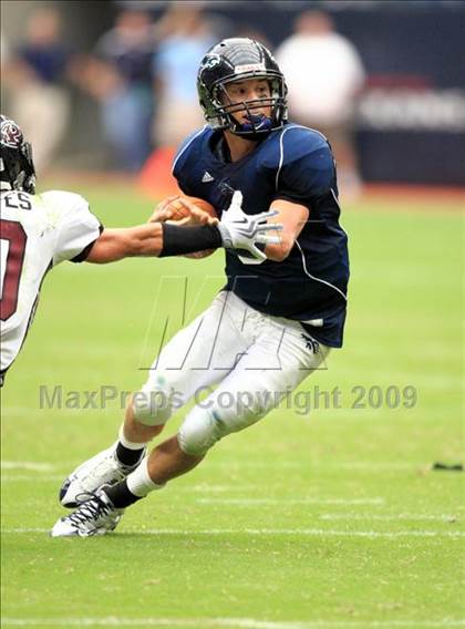 Thumbnail 2 in Pearland @ Kingwood (High School Football Kick Off Classic) photogallery.