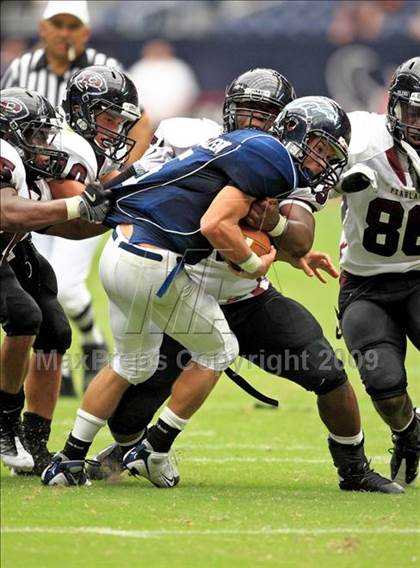 Thumbnail 2 in Pearland @ Kingwood (High School Football Kick Off Classic) photogallery.