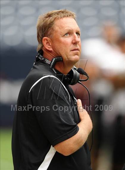 Thumbnail 2 in Pearland @ Kingwood (High School Football Kick Off Classic) photogallery.