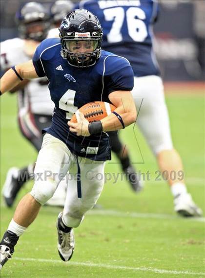 Thumbnail 3 in Pearland @ Kingwood (High School Football Kick Off Classic) photogallery.