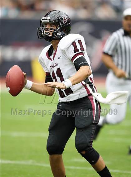 Thumbnail 1 in Pearland @ Kingwood (High School Football Kick Off Classic) photogallery.