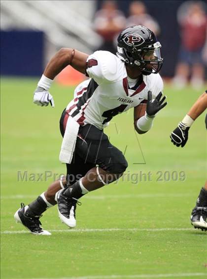 Thumbnail 3 in Pearland @ Kingwood (High School Football Kick Off Classic) photogallery.