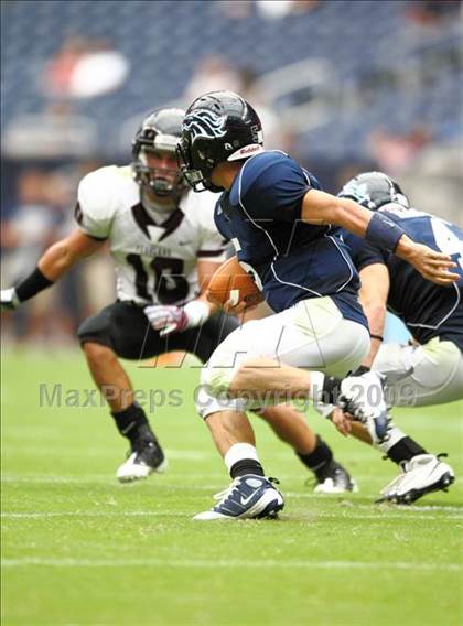 Thumbnail 1 in Pearland @ Kingwood (High School Football Kick Off Classic) photogallery.