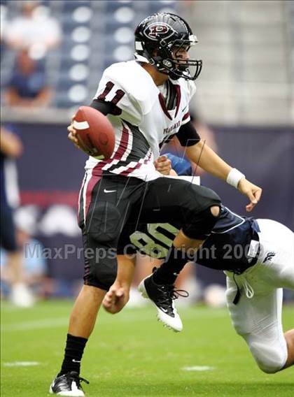 Thumbnail 3 in Pearland @ Kingwood (High School Football Kick Off Classic) photogallery.