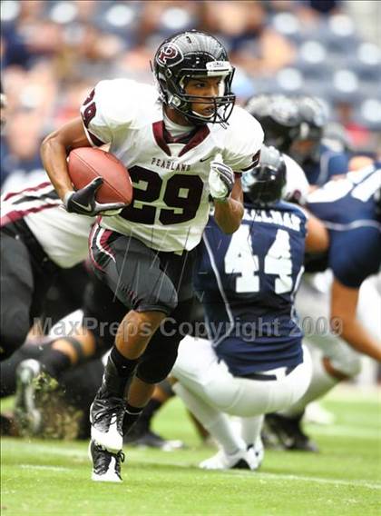 Thumbnail 2 in Pearland @ Kingwood (High School Football Kick Off Classic) photogallery.