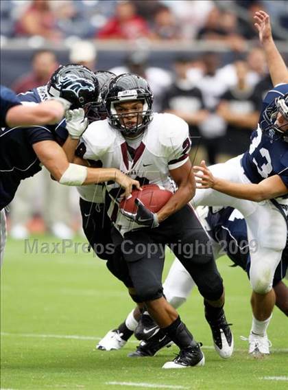 Thumbnail 3 in Pearland @ Kingwood (High School Football Kick Off Classic) photogallery.