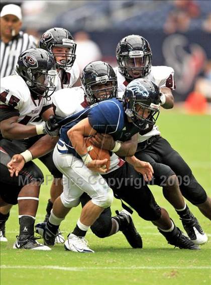 Thumbnail 1 in Pearland @ Kingwood (High School Football Kick Off Classic) photogallery.