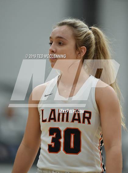 Thumbnail 3 in Lamar vs. Episcopal (AAA 3A Regional Playoff) photogallery.