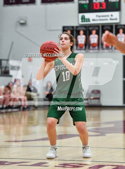 Thumbnail 2 in Lamar vs. Episcopal (AAA 3A Regional Playoff) photogallery.