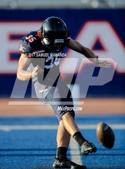 Thumbnail 3 in Oaks Christian @ Chaminade photogallery.