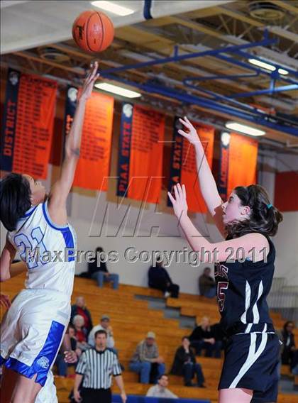 Thumbnail 3 in Lancaster Country Day vs. Steelton-Highspire (D3 Quarterfinals) photogallery.