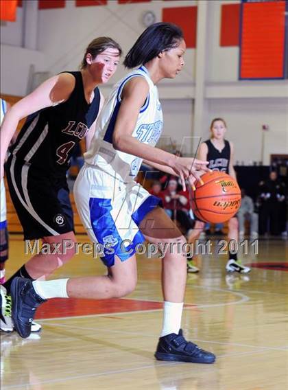 Thumbnail 2 in Lancaster Country Day vs. Steelton-Highspire (D3 Quarterfinals) photogallery.