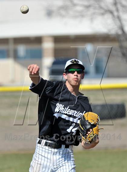 Thumbnail 2 in Whitewright vs. Farmersville (Blue Ridge Tournament) photogallery.