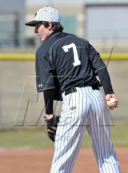 Thumbnail 3 in Whitewright vs. Farmersville (Blue Ridge Tournament) photogallery.