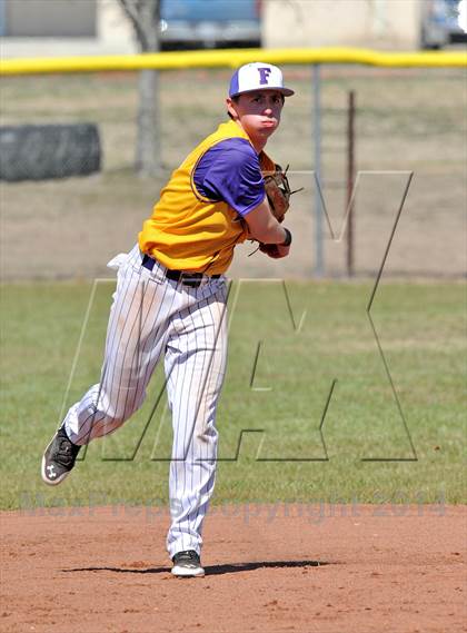Thumbnail 2 in Whitewright vs. Farmersville (Blue Ridge Tournament) photogallery.