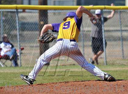 Thumbnail 2 in Whitewright vs. Farmersville (Blue Ridge Tournament) photogallery.