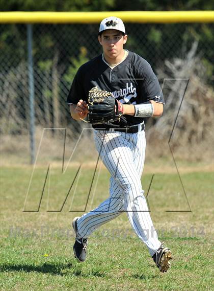Thumbnail 2 in Whitewright vs. Farmersville (Blue Ridge Tournament) photogallery.
