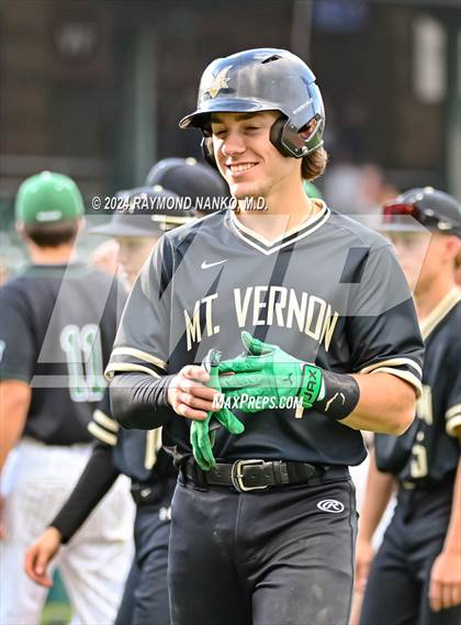 Thumbnail 1 in Mt. Vernon vs. Lawrence North photogallery.