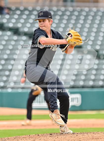 Thumbnail 1 in Mt. Vernon vs. Lawrence North photogallery.
