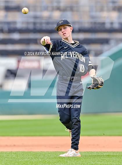 Thumbnail 3 in Mt. Vernon vs. Lawrence North photogallery.
