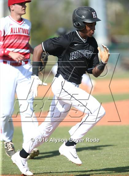 Thumbnail 2 in Allatoona vs. Houston (National High School Invitational)  photogallery.