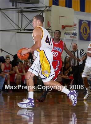 Thumbnail 2 in San Leandro vs. Archbishop Riordan (Gridley Invitational) photogallery.