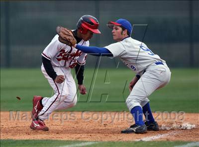 Thumbnail 3 in Harker Heights vs Temple (Connally Classic) photogallery.