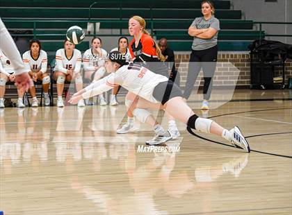 Thumbnail 1 in Smithville vs Madisonville photogallery.