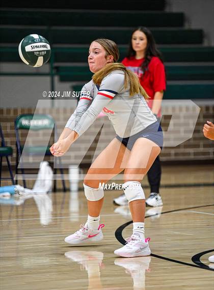 Thumbnail 2 in Smithville vs Madisonville photogallery.