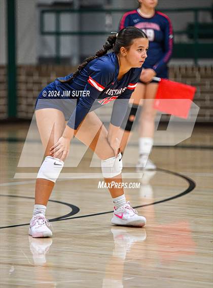 Thumbnail 1 in Smithville vs Madisonville photogallery.