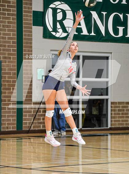 Thumbnail 3 in Smithville vs Madisonville photogallery.
