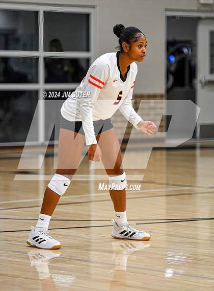 Thumbnail 2 in Smithville vs Madisonville photogallery.