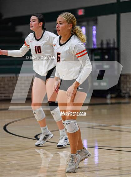 Thumbnail 3 in Smithville vs Madisonville photogallery.