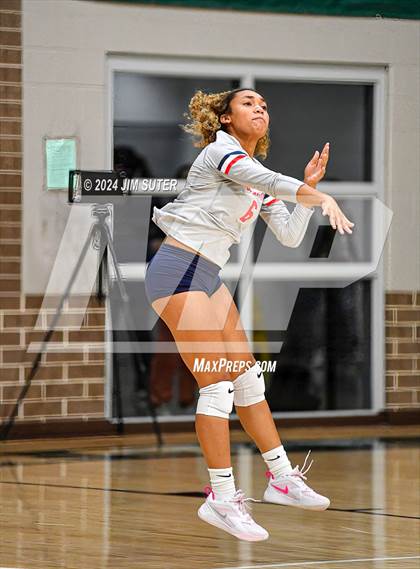 Thumbnail 2 in Smithville vs Madisonville photogallery.