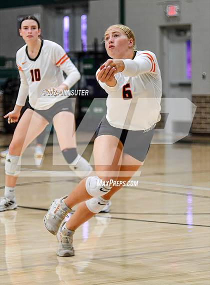 Thumbnail 1 in Smithville vs Madisonville photogallery.