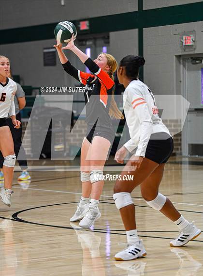 Thumbnail 2 in Smithville vs Madisonville photogallery.