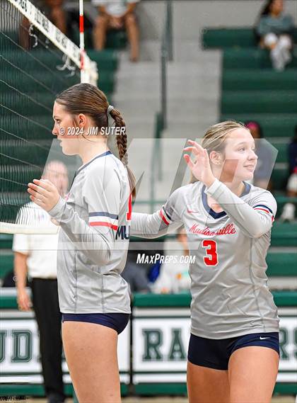 Thumbnail 2 in Smithville vs Madisonville photogallery.