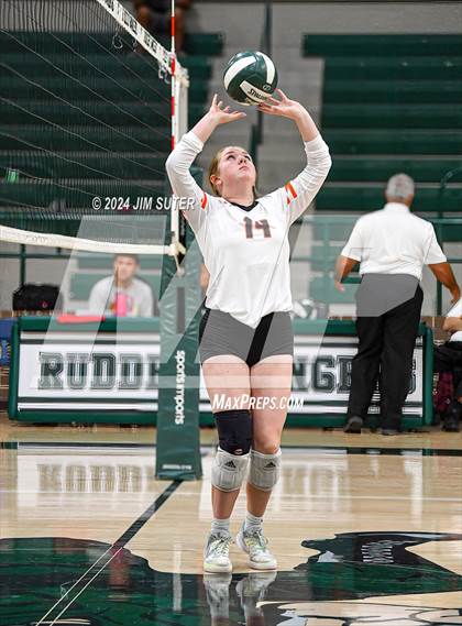 Thumbnail 2 in Smithville vs Madisonville photogallery.