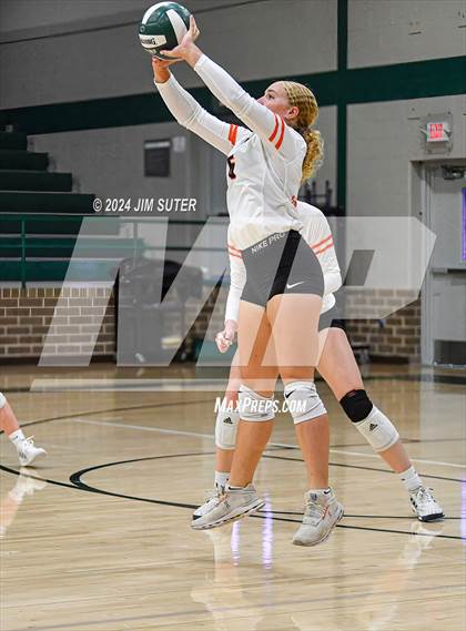 Thumbnail 1 in Smithville vs Madisonville photogallery.