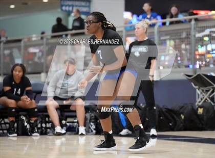 Thumbnail 2 in Mansfield vs. Copperas Cove (Legends Invitational) photogallery.