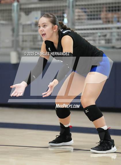 Thumbnail 1 in Mansfield vs. Copperas Cove (Legends Invitational) photogallery.